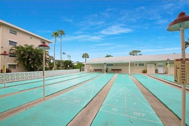 2616 N Garden Drive N 204, Lake Worth, FL 33461