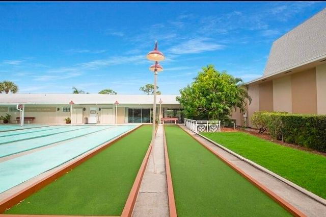 2616 N Garden Drive N 204, Lake Worth, FL 33461