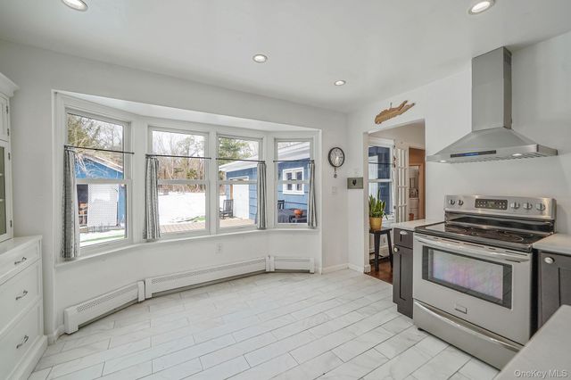 220 Oakdale Bohemia Road, Bohemia, NY 11716