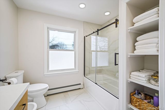 220 Oakdale Bohemia Road, Bohemia, NY 11716