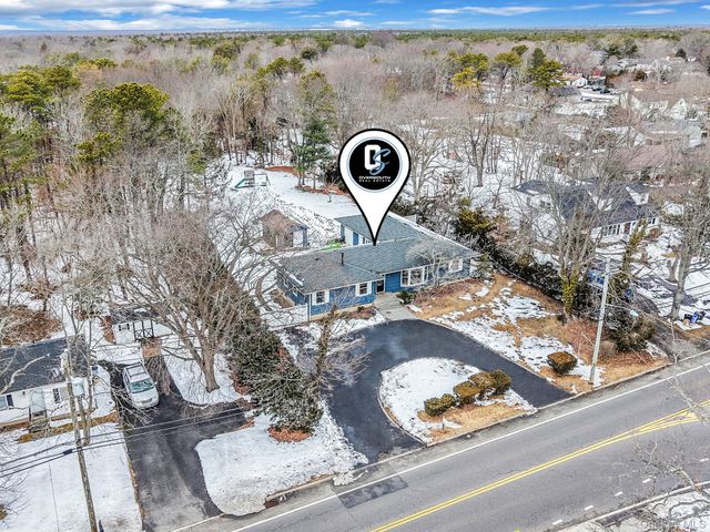 220 Oakdale Bohemia Road, Bohemia, NY 11716