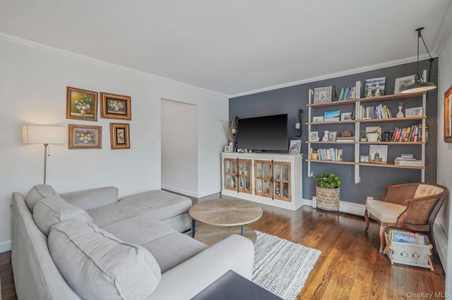 220 Oakdale Bohemia Road, Bohemia, NY 11716