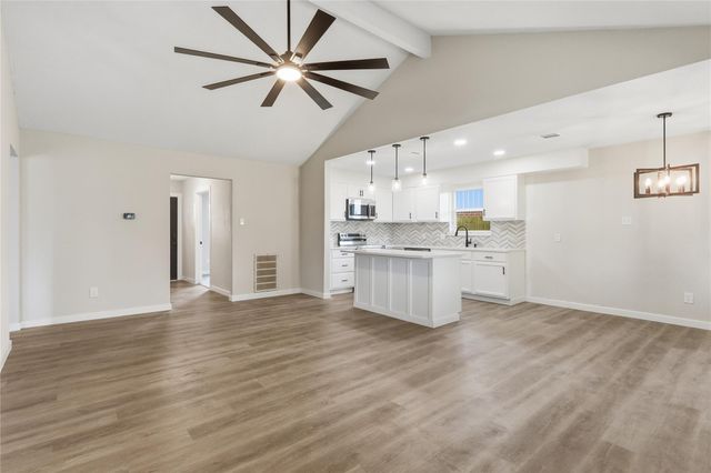 371 Sulky Trail Street, Houston, TX 77060