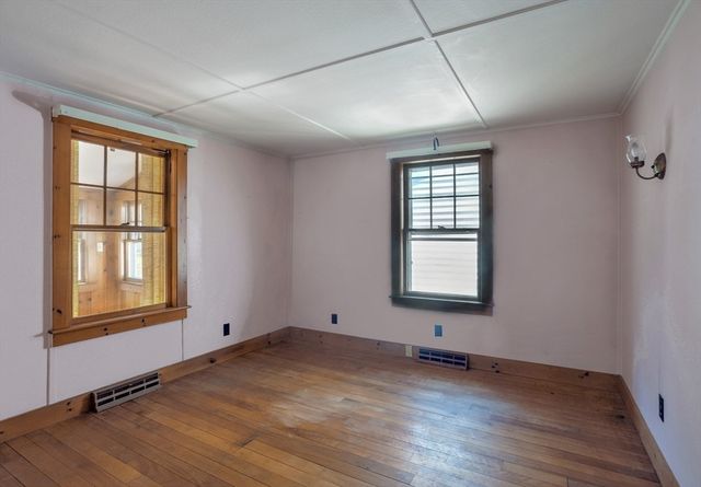 56 Lincoln Ave, Marshfield, MA 02050