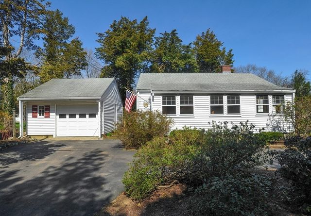 56 Lincoln Ave, Marshfield, MA 02050