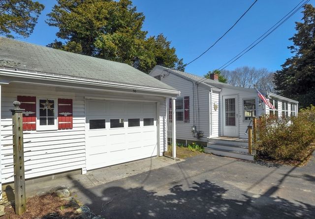 56 Lincoln Ave, Marshfield, MA 02050