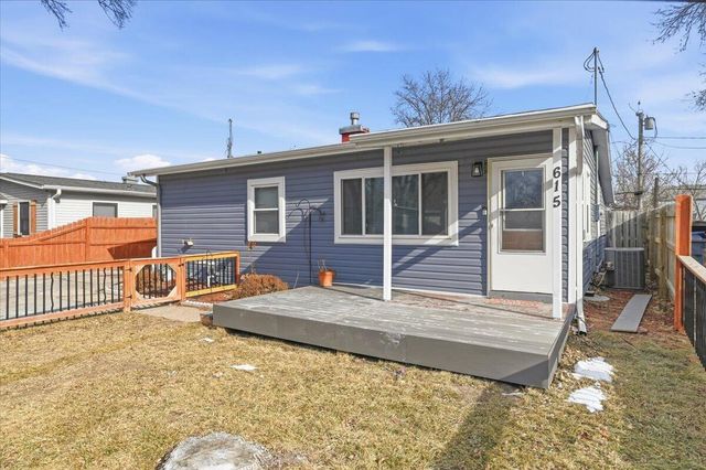 615 N 38TH Street, Council Bluffs, IA 51501