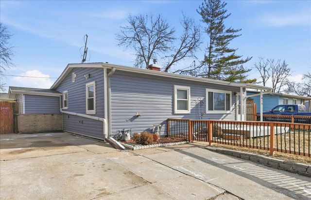 615 N 38TH Street, Council Bluffs, IA 51501