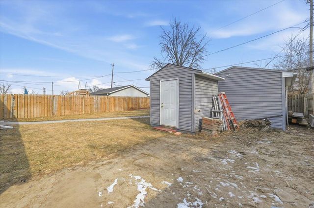 615 N 38TH Street, Council Bluffs, IA 51501