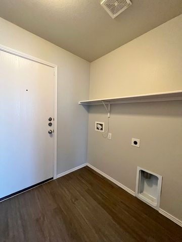 5825 Mountain Bluff Drive, Fort Worth, TX 76179