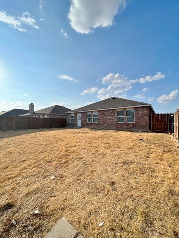 5825 Mountain Bluff Drive, Fort Worth, TX 76179