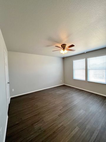 5825 Mountain Bluff Drive, Fort Worth, TX 76179