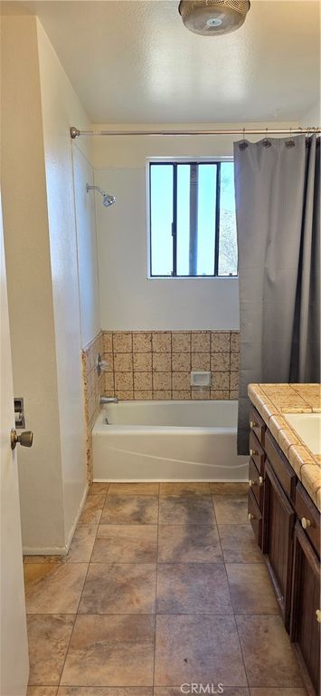Image 21 of property listing at 7745 Joshua View, Yucca Valley, CA 92284