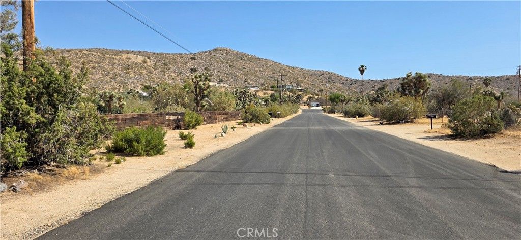 Image 34 of property listing at 7745 Joshua View, Yucca Valley, CA 92284
