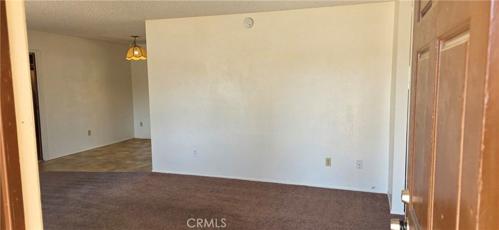 Image 6 of property listing at 7745 Joshua View, Yucca Valley, CA 92284