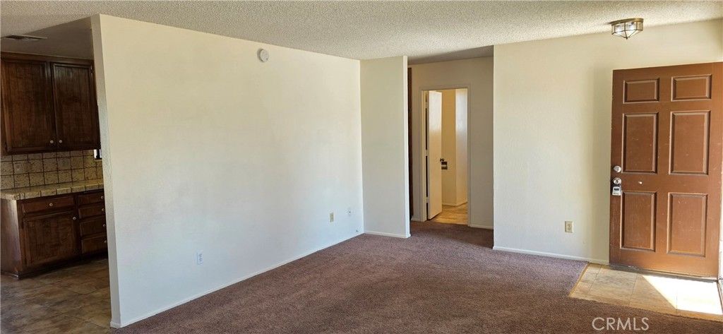 Image 9 of property listing at 7745 Joshua View, Yucca Valley, CA 92284