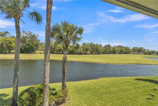 29 Plantation Drive 203, Vero Beach, FL 32966