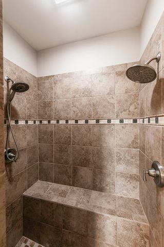 816 Lynn Dr, Goodlettsville, TN 37072