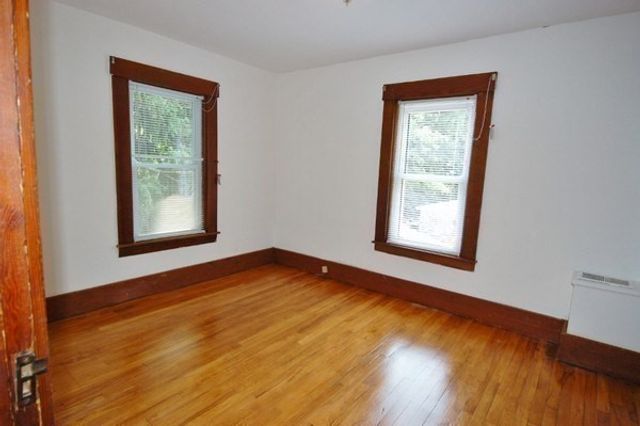 851 Lancaster St, Leominster, MA 01453