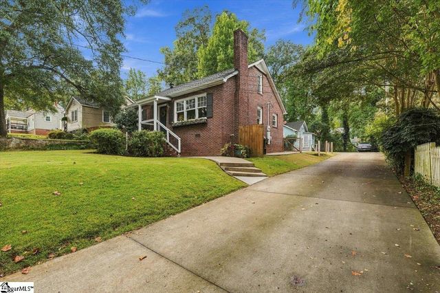 8 Charlotte Street, Greenville, SC 29607