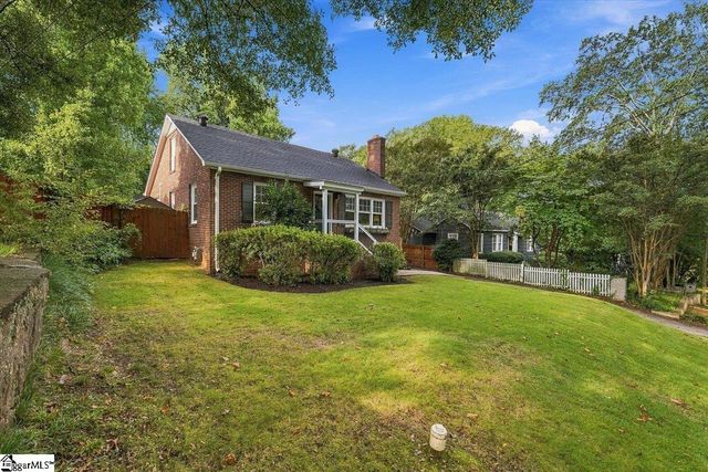 8 Charlotte Street, Greenville, SC 29607