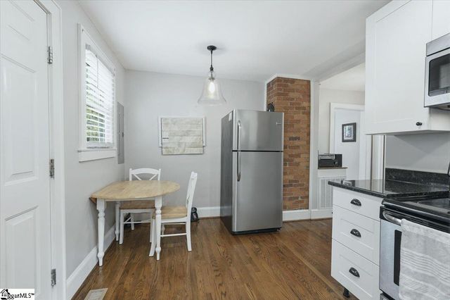 8 Charlotte Street, Greenville, SC 29607
