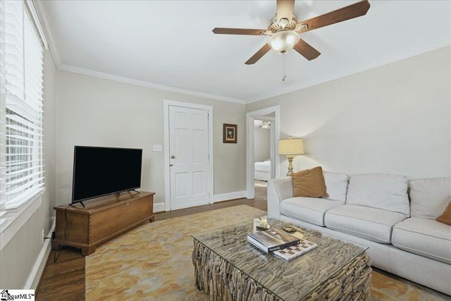 8 Charlotte Street, Greenville, SC 29607