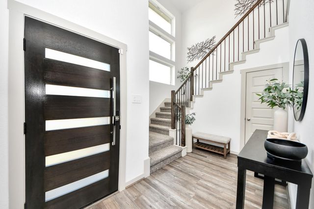 1014 Glenvale Drive, Missouri City, TX 77459