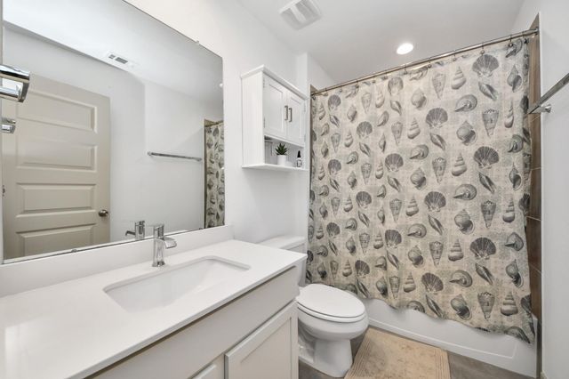 1014 Glenvale Drive, Missouri City, TX 77459