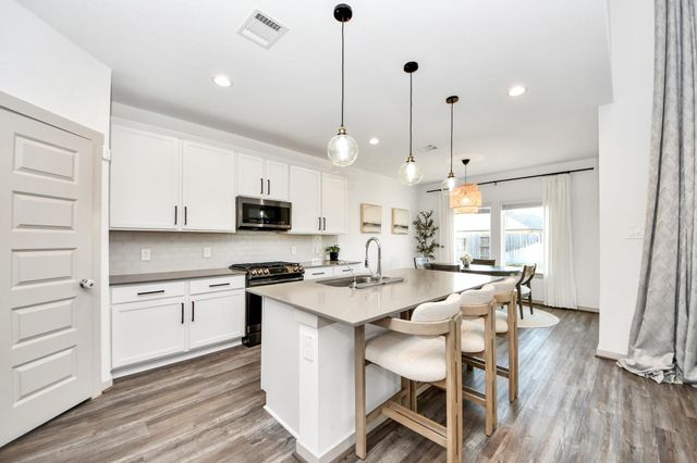 1014 Glenvale Drive, Missouri City, TX 77459