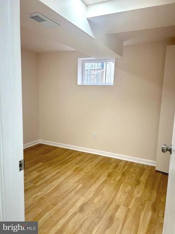 905 BENSON TER, Silver Spring, MD 20901