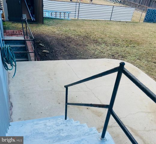 905 BENSON TER, Silver Spring, MD 20901