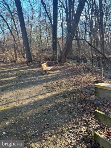 905 BENSON TER, Silver Spring, MD 20901