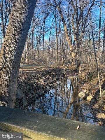 905 BENSON TER, Silver Spring, MD 20901