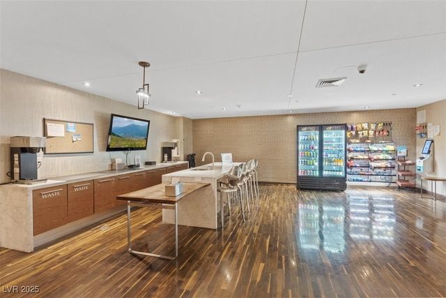 8255 Las Vegas Boulevard 1905, Las Vegas, NV 89123