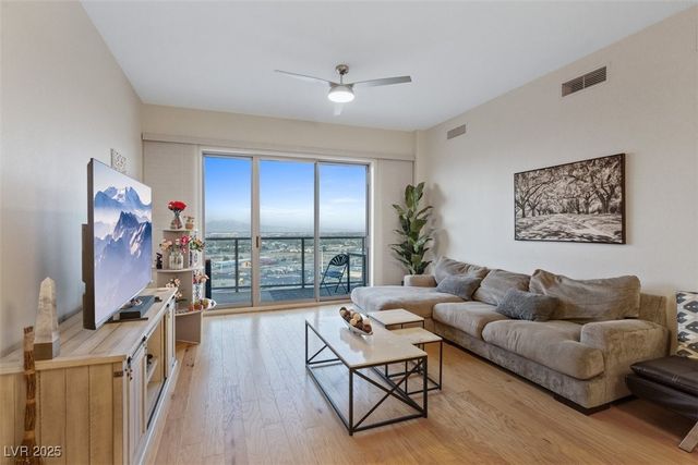 8255 Las Vegas Boulevard 1905, Las Vegas, NV 89123