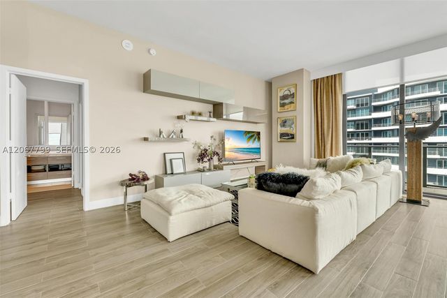1300 S Miami Ave PH5110, Miami, FL 33130
