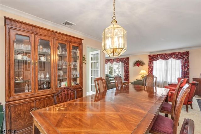 1280 White Oak Rd, Scotch Plains Twp., NJ 07076