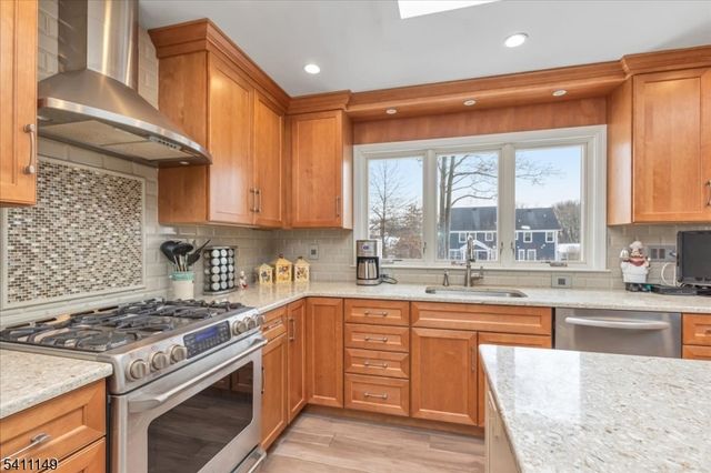 1280 White Oak Rd, Scotch Plains Twp., NJ 07076