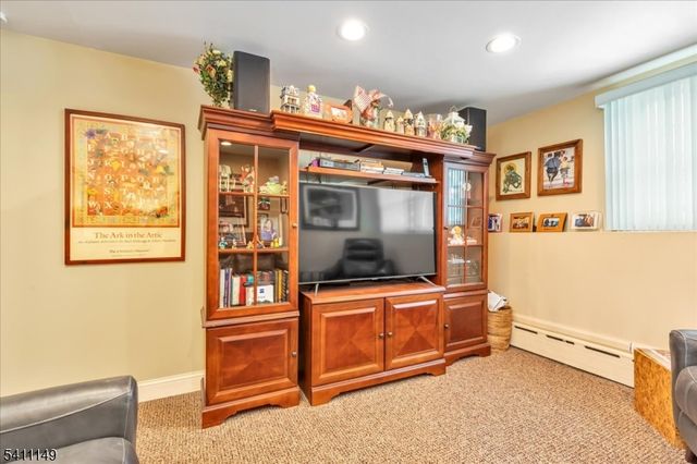 1280 White Oak Rd, Scotch Plains Twp., NJ 07076