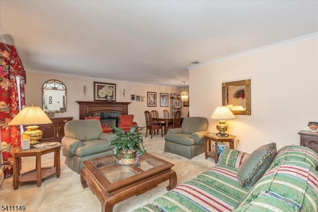 1280 White Oak Rd, Scotch Plains Twp., NJ 07076