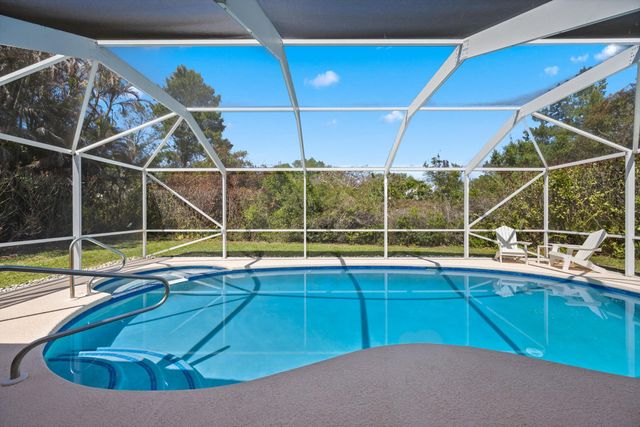 5040 SE Bent Wood Drive, Stuart, FL 34997