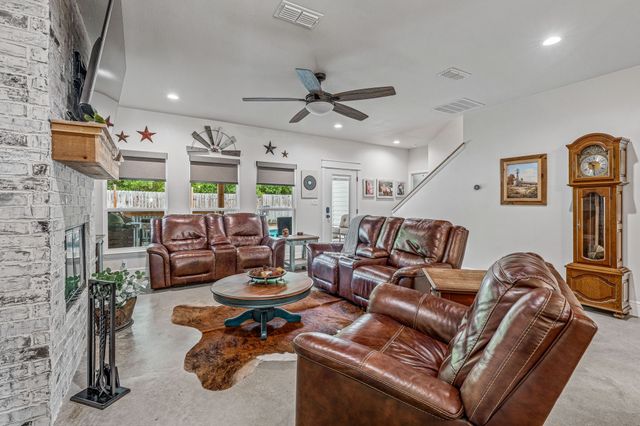 242 Little Tree Court, Tolar, TX 76476