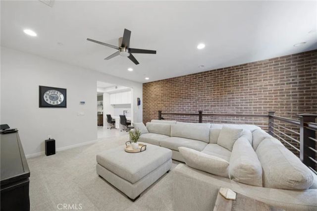 4963 Laurel Street C, Montclair, CA 91763