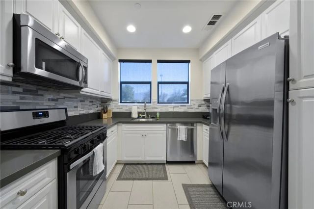 4963 Laurel Street C, Montclair, CA 91763