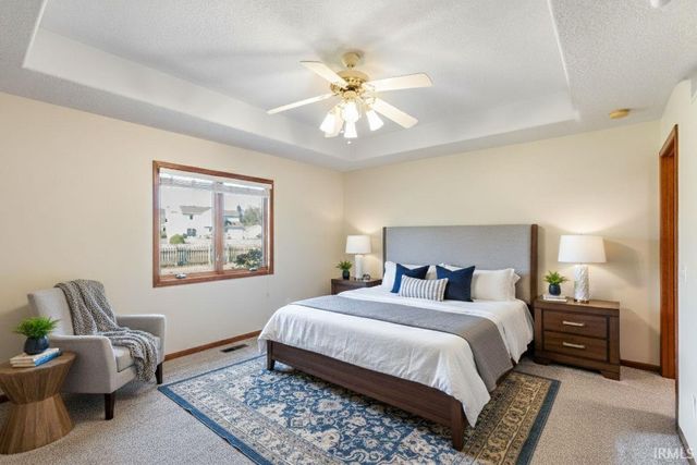 5619 Fox Mill Run, Fort Wayne, IN 46835
