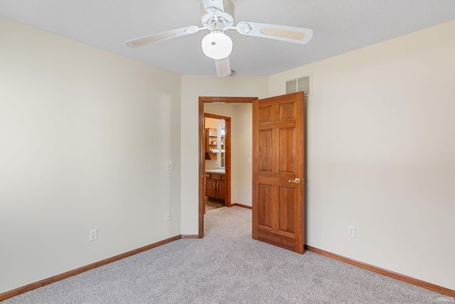 5619 Fox Mill Run, Fort Wayne, IN 46835