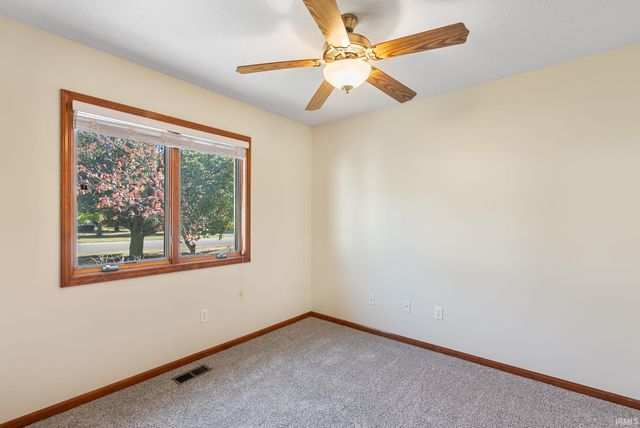 5619 Fox Mill Run, Fort Wayne, IN 46835