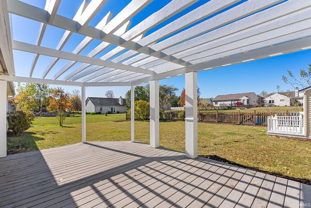 5619 Fox Mill Run, Fort Wayne, IN 46835