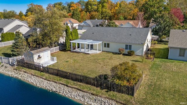 5619 Fox Mill Run, Fort Wayne, IN 46835